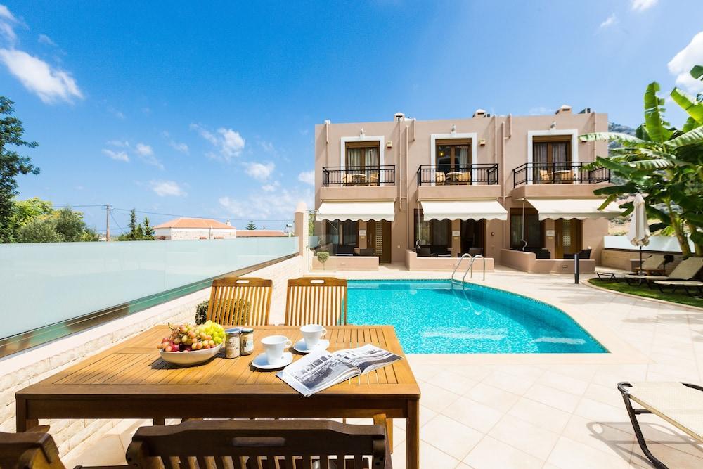 Vlikhádha Pantheon Villas & Suites מראה חיצוני תמונה