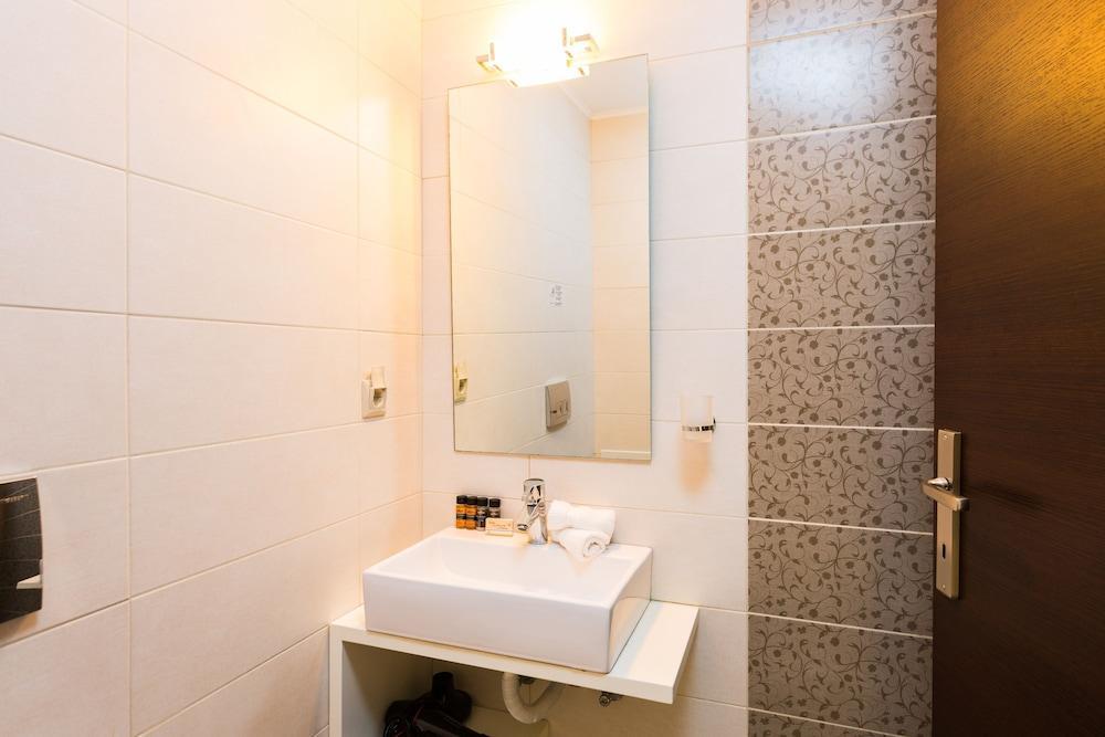 Vlikhádha Pantheon Villas & Suites מראה חיצוני תמונה