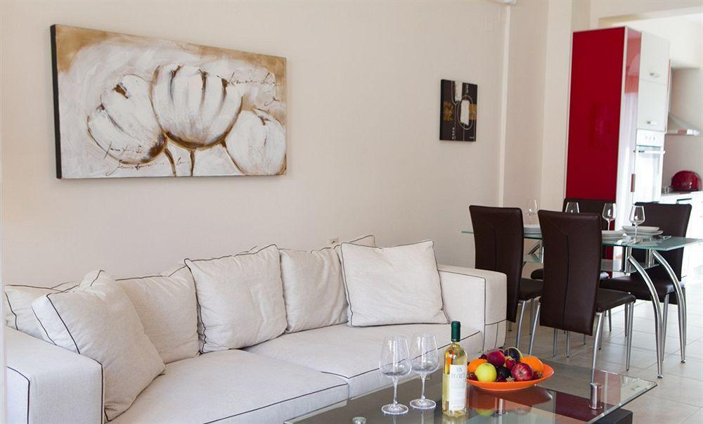 Vlikhádha Pantheon Villas & Suites מראה חיצוני תמונה