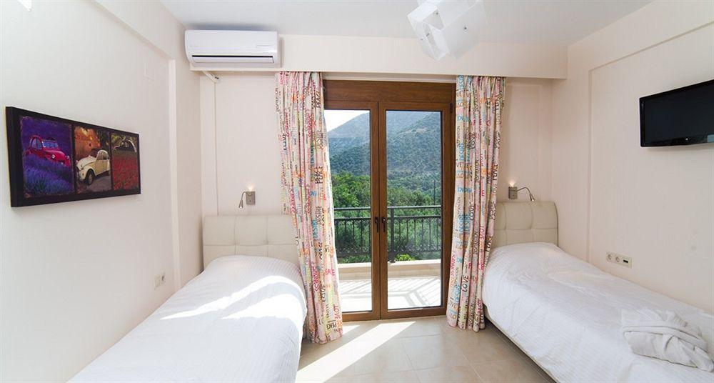 Vlikhádha Pantheon Villas & Suites מראה חיצוני תמונה