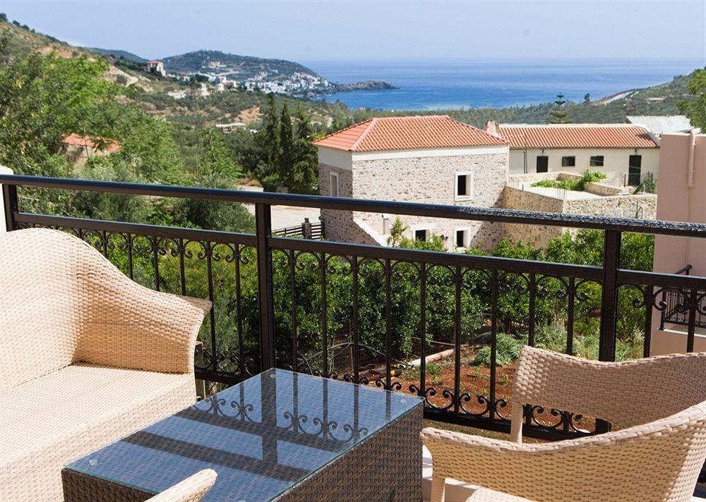 Vlikhádha Pantheon Villas & Suites מראה חיצוני תמונה